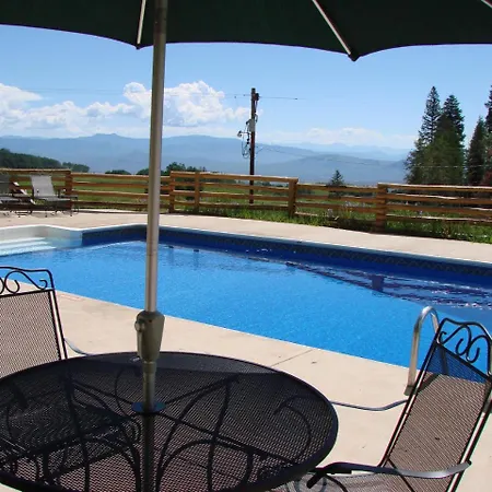 Latigo Ranch Bed & Breakfast